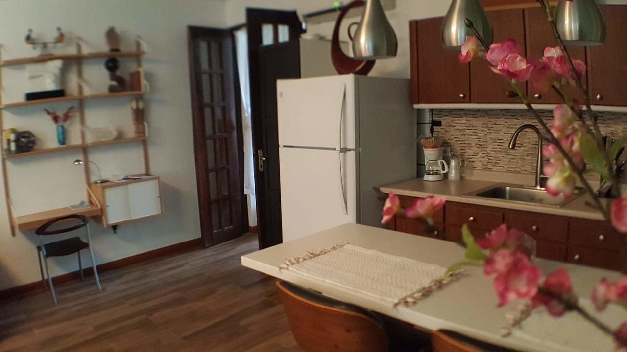Cozybeach Large 1Bdrapt 50 Steps From Atlantic Ocean Private Street Between Ocean Park & Isla Verde 5 Mins From Airport San Juan Exterior photo
